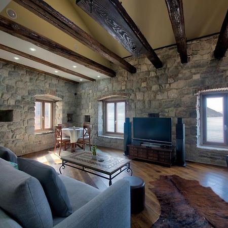 Kazerma Apartment Perast Exterior foto